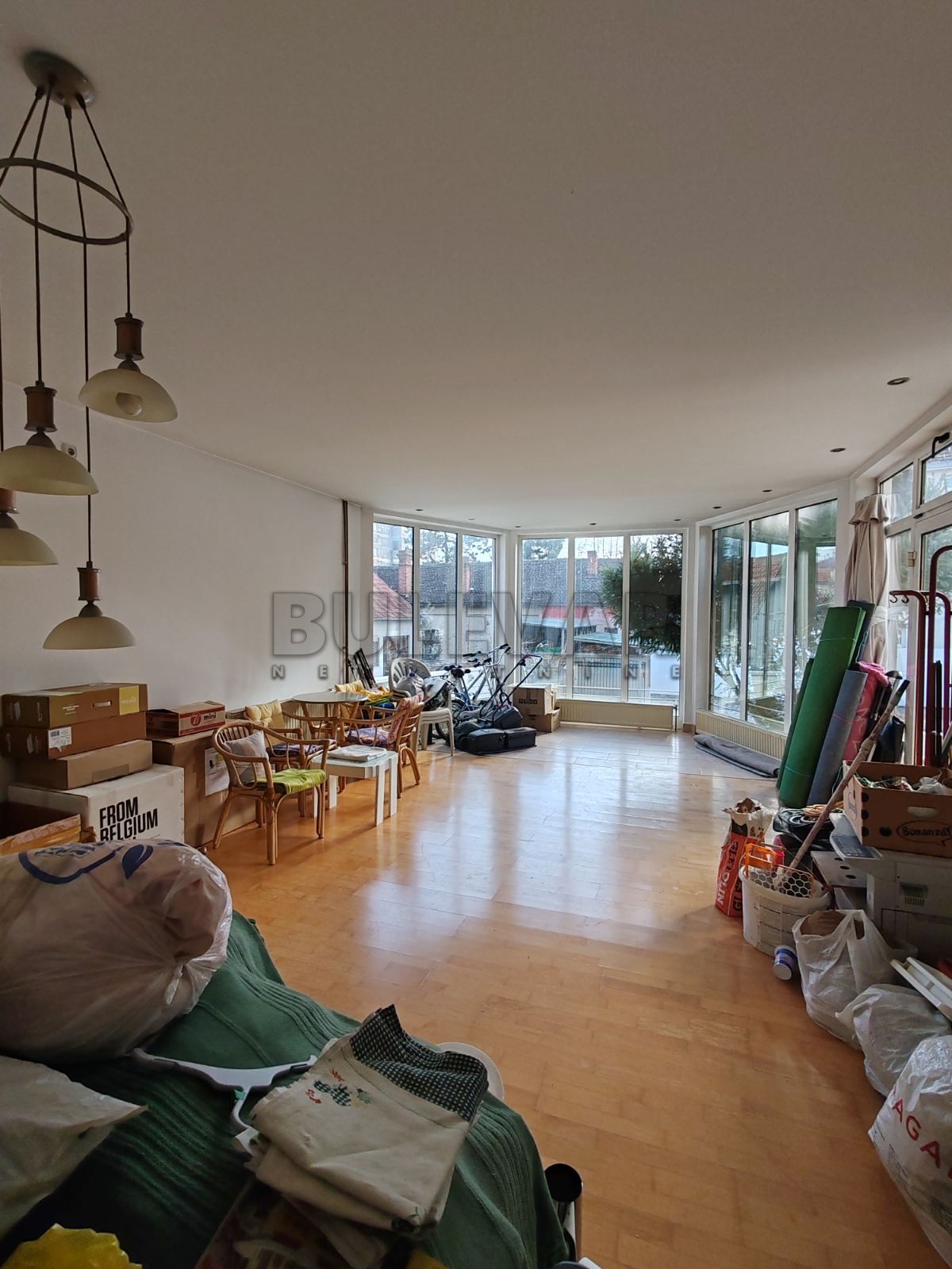 Lokal, 300 m2, Centar, Karađorđeva ID: i-010642 1