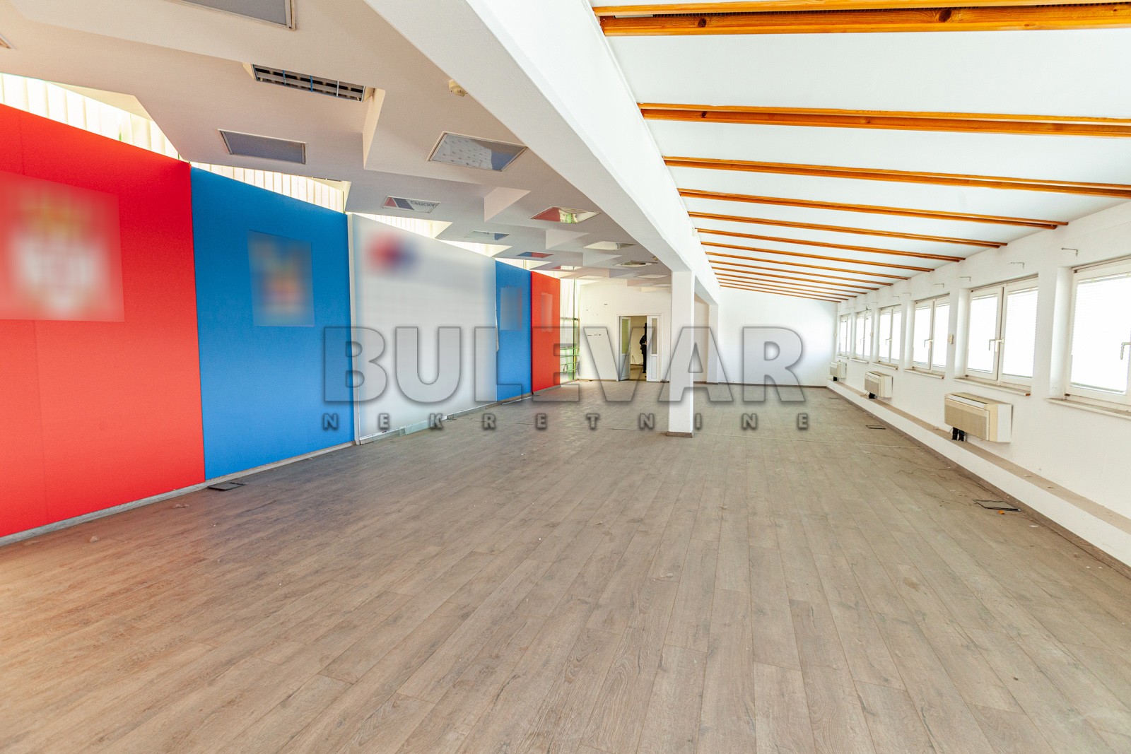 Lokal, 300 m2, Centar, Obrenovićeva ID: i-04429 8