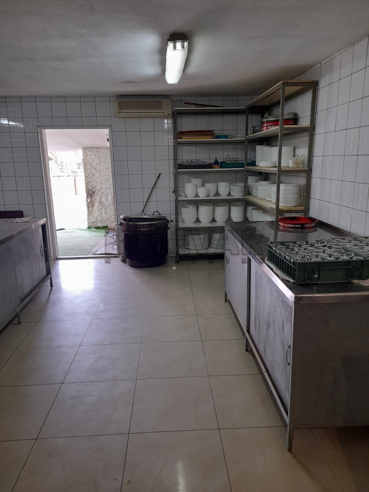 Lokal, 300 m2, Kragujevac, Oktobarskih žrtava ID: i-08505 5