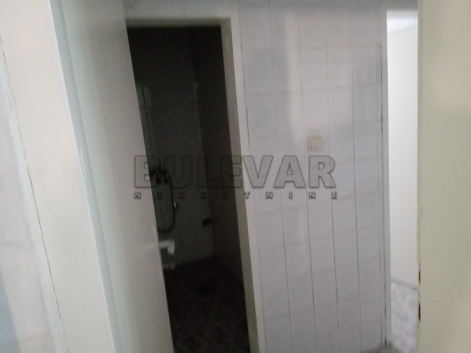 Lokal, 327 m2, Vrtište, Beogradska ID: p-03630 11