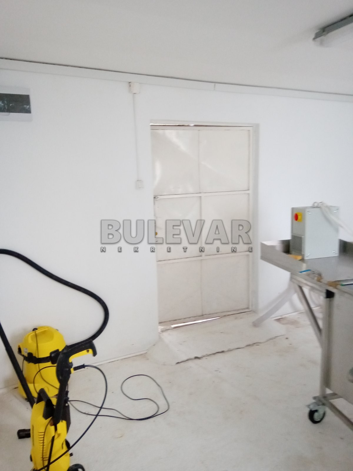 Lokal, 327 m2, Vrtište, Beogradska ID: p-03630 6