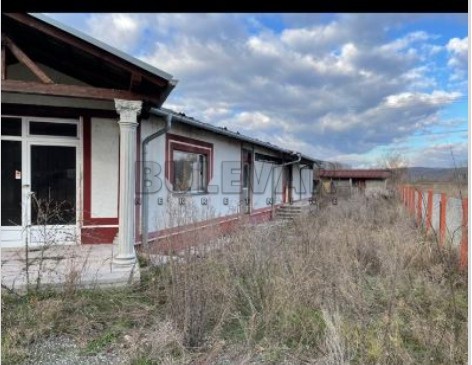 Lokal, 332 m2, Batočina ID: p-04704 6