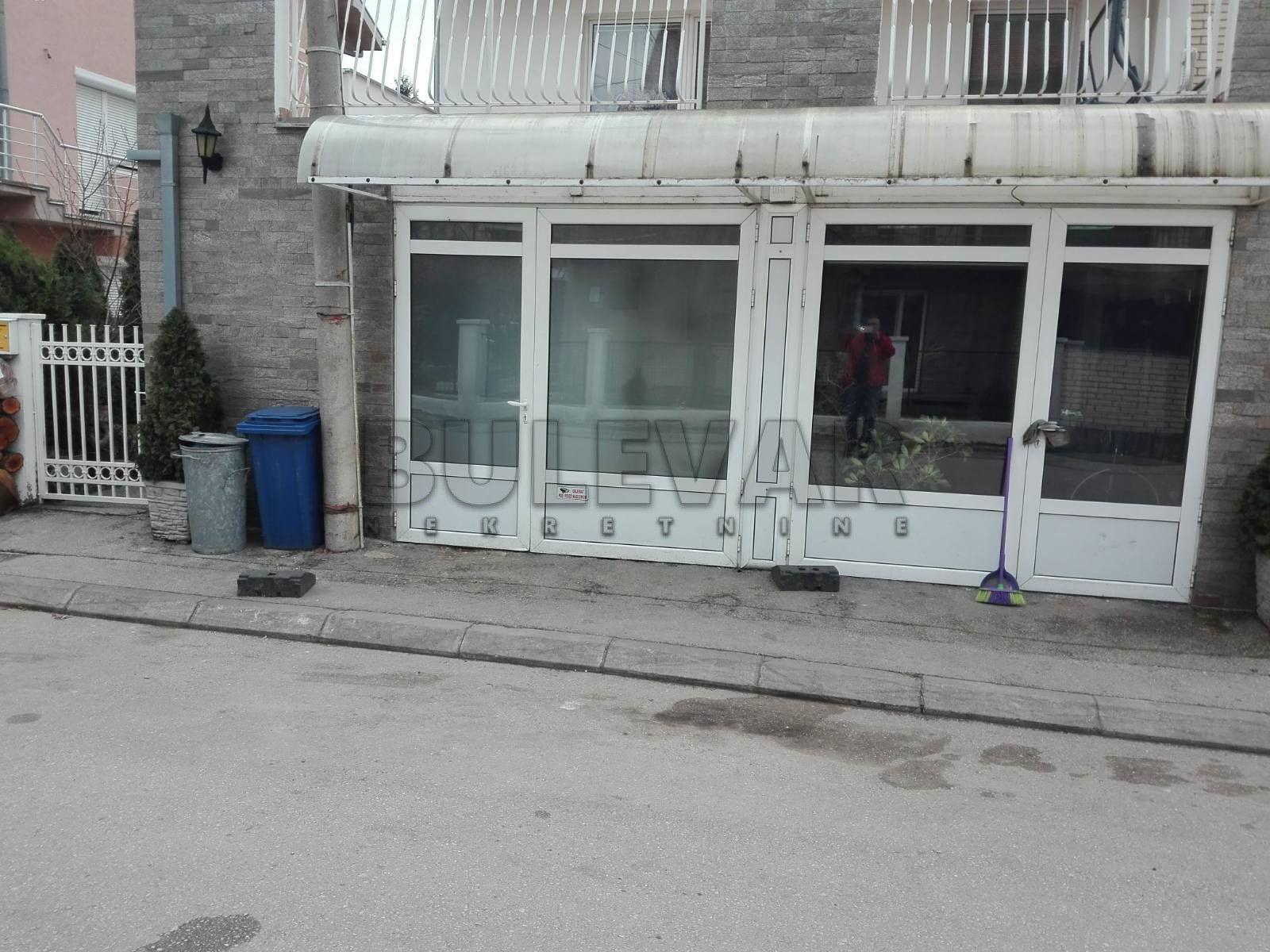 Lokal, 40 m2, Crveni krst, Bombaška ID: i-05577 1
