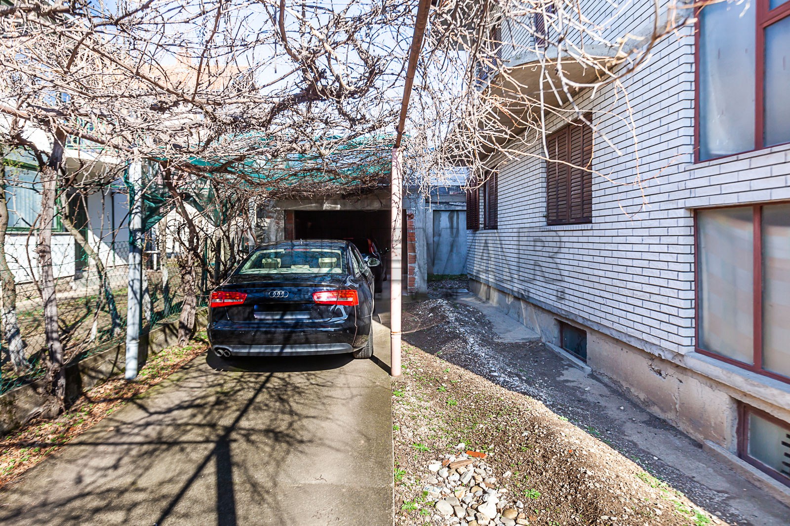 Lokal, 460 m2, Donja Vrežina, Borova ID: i-010901 22