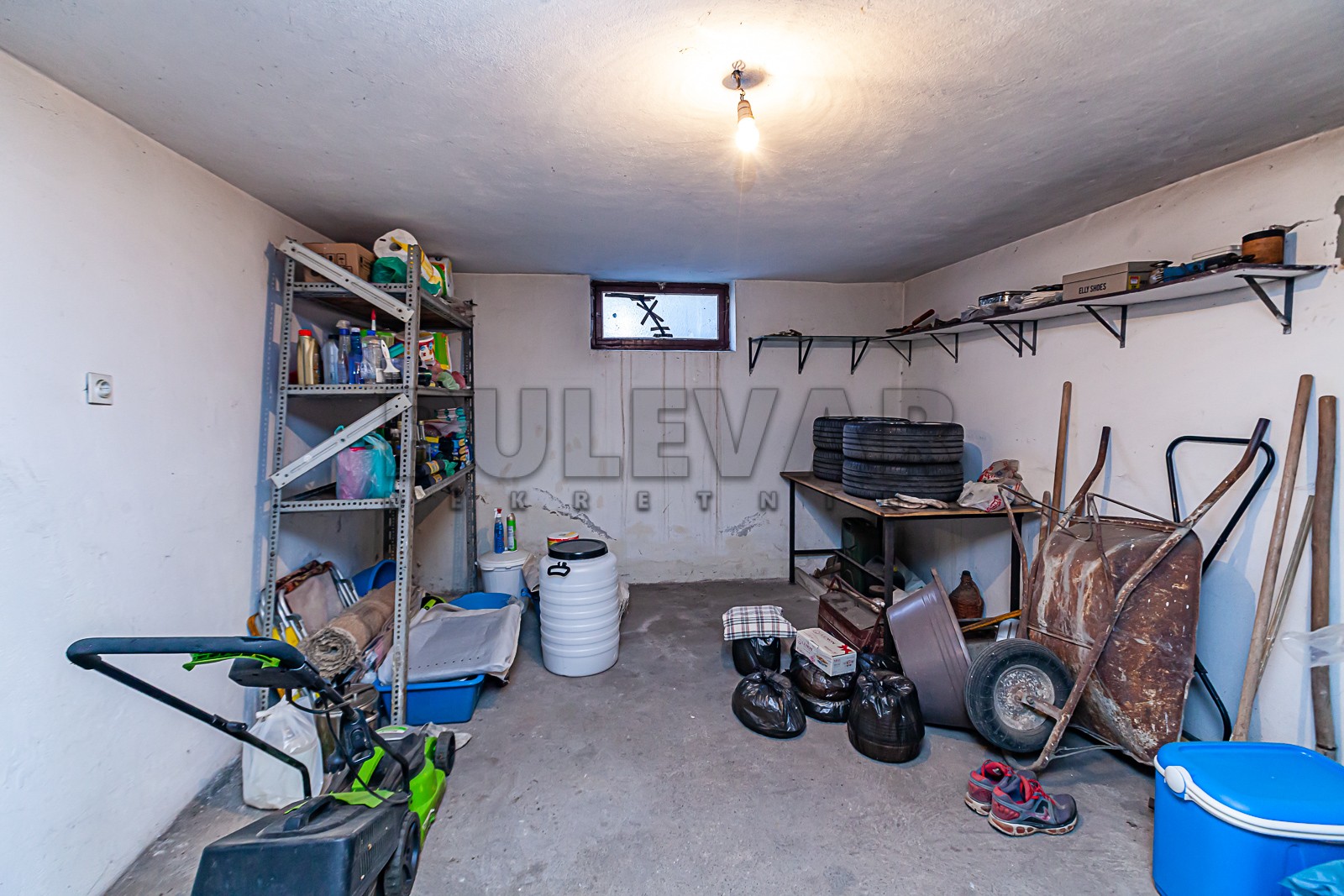 Lokal, 460 m2, Donja Vrežina, Borova ID: i-010901 13