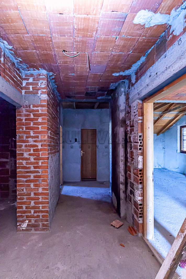 Lokal, 460 m2, Donja Vrežina, Borova ID: i-010901 5