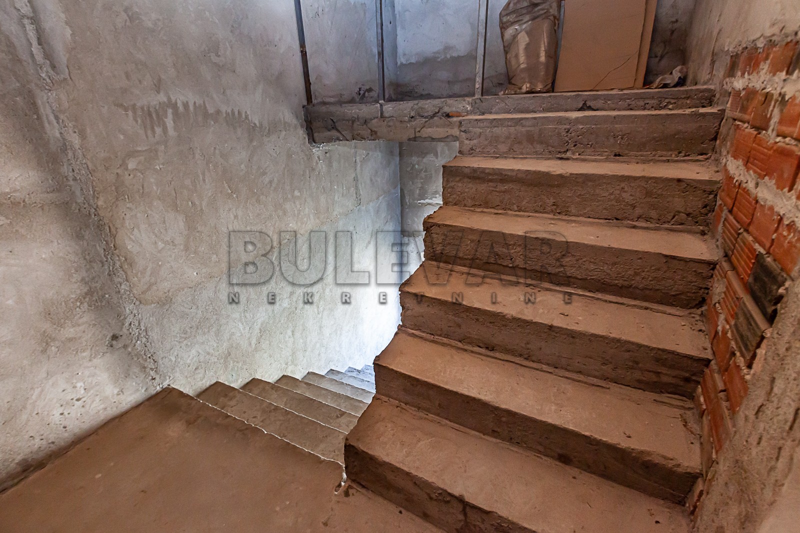 Lokal, 460 m2, Donja Vrežina, Borova ID: i-010901 6