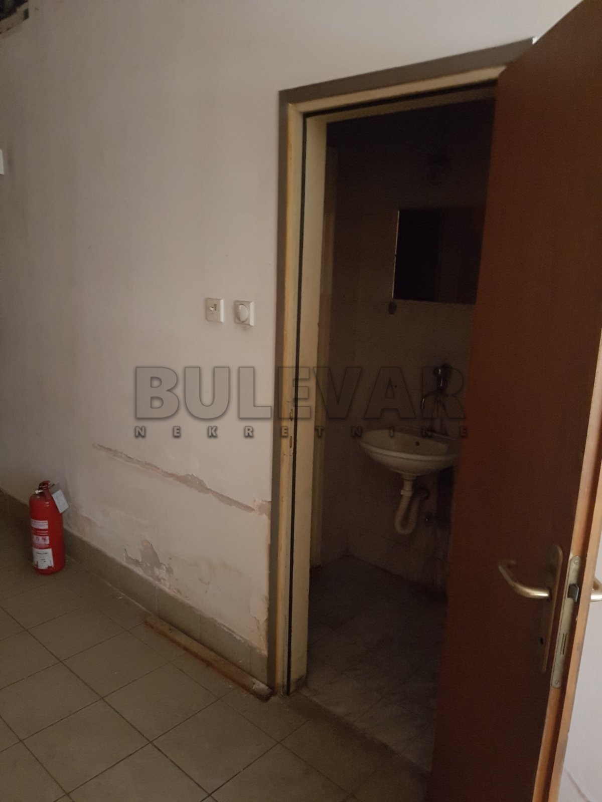 Lokal, 50 m2, Centar, Obrenovićeva ID: p-01005 1