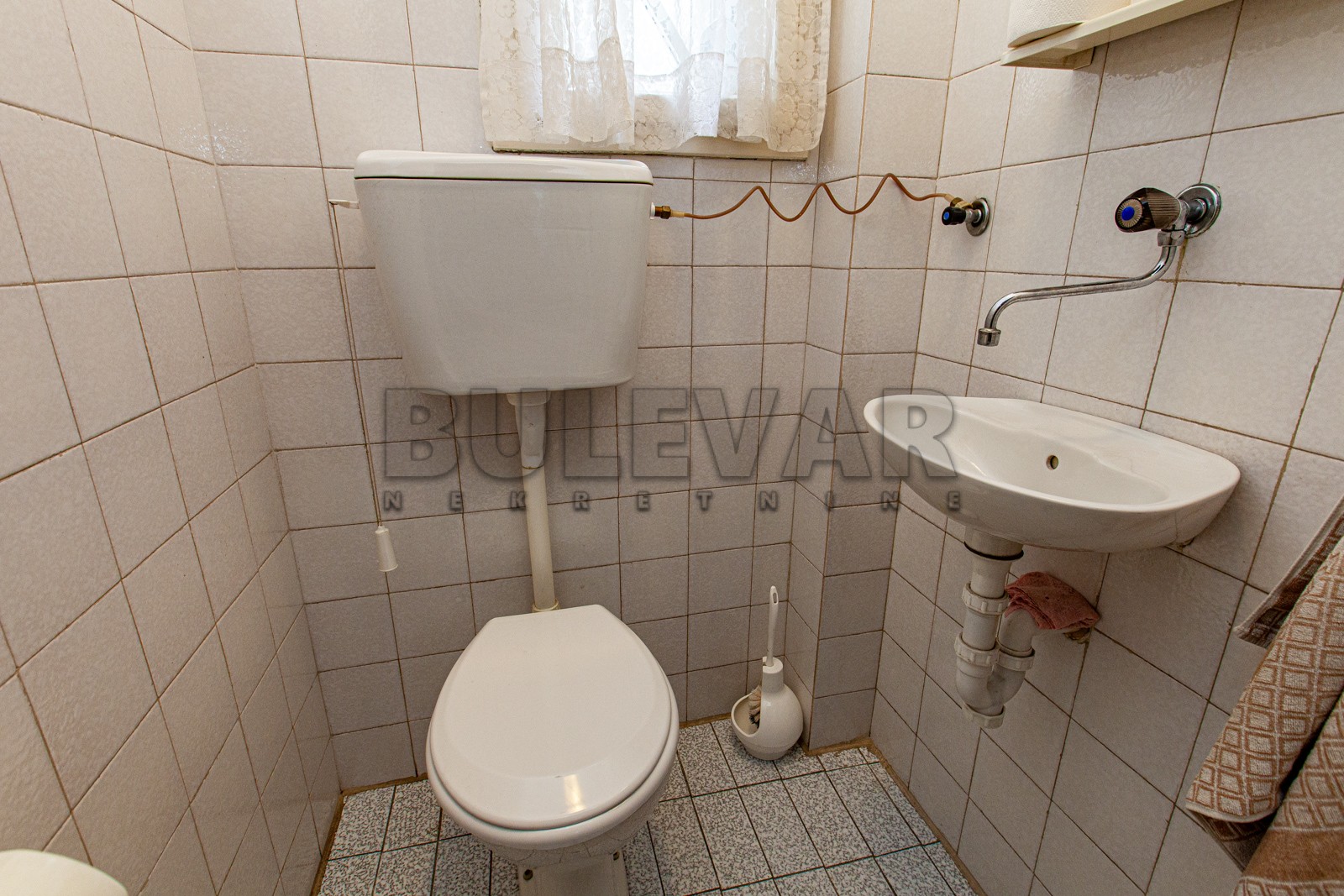Lokal, 500 m2, Medijana, Svetozara Markovića ID: i-03643 15