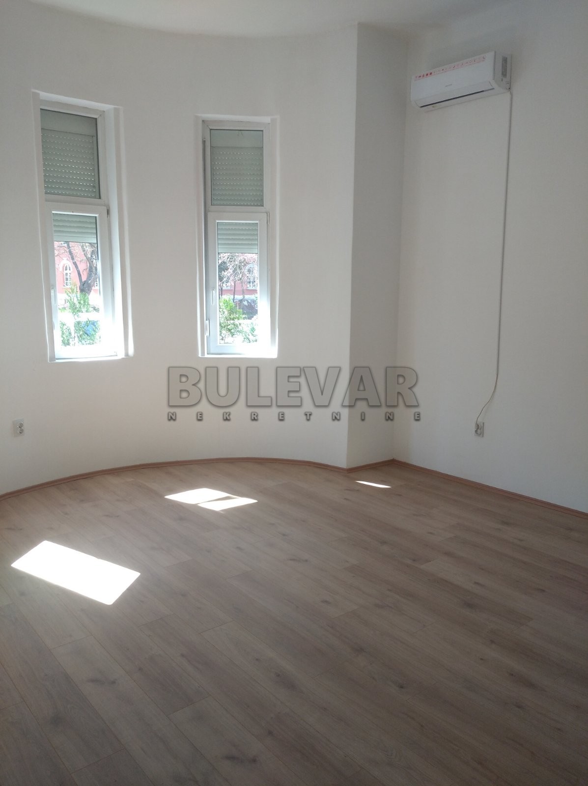 Lokal, 53 m2, Palilula, Dimitrija Tucovića ID: i-08259 6