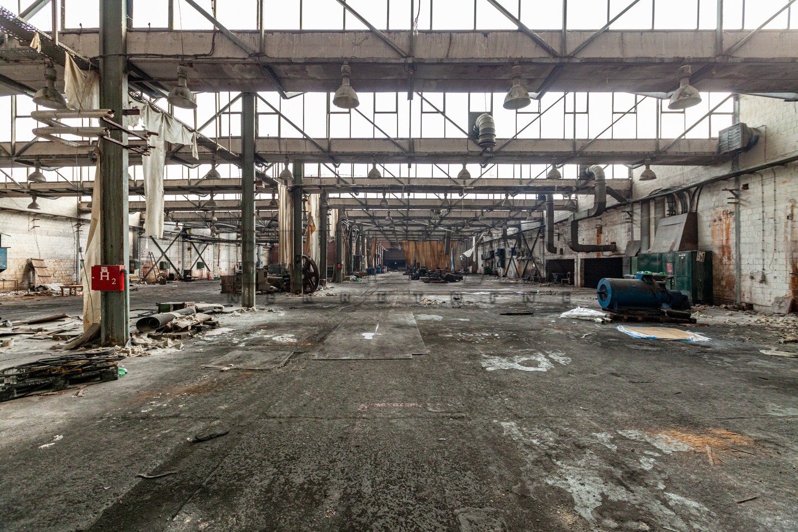 Lokal, 5645 m2, Mramorsko Brdo, Topličkog partizanskog odreda ID: i-09663 5