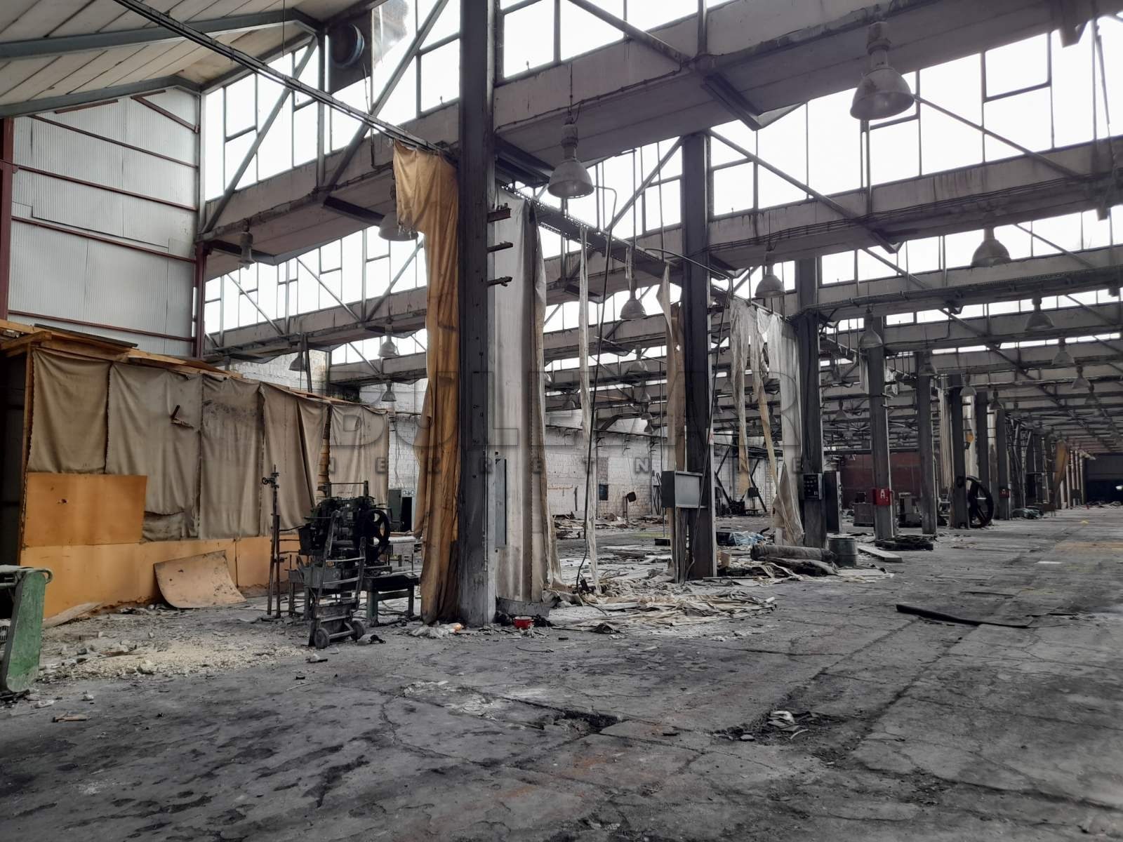 Lokal, 5645 m2, Mramorsko Brdo, Topličkog partizanskog odreda ID: i-09663 6