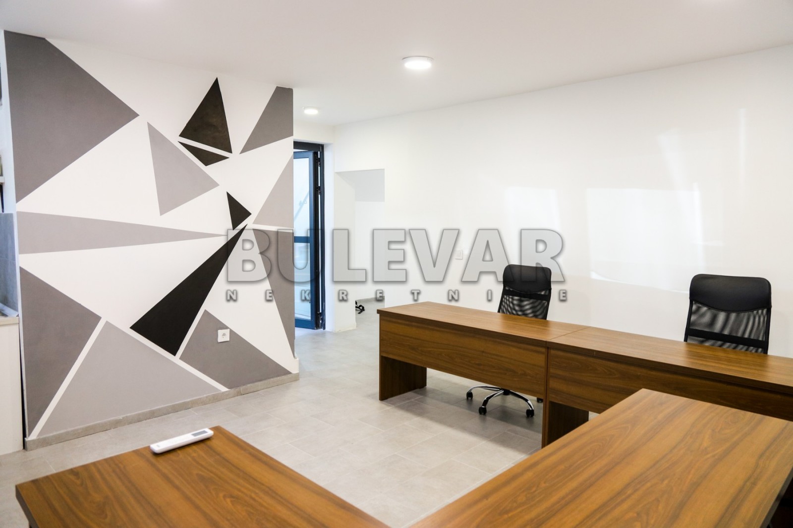 Lokal, 58 m2, Centar, Sinđelićev trg ID: p-010068 3