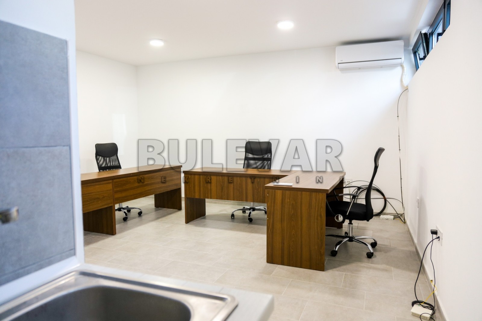 Lokal, 58 m2, Centar, Sinđelićev trg ID: p-010068 5