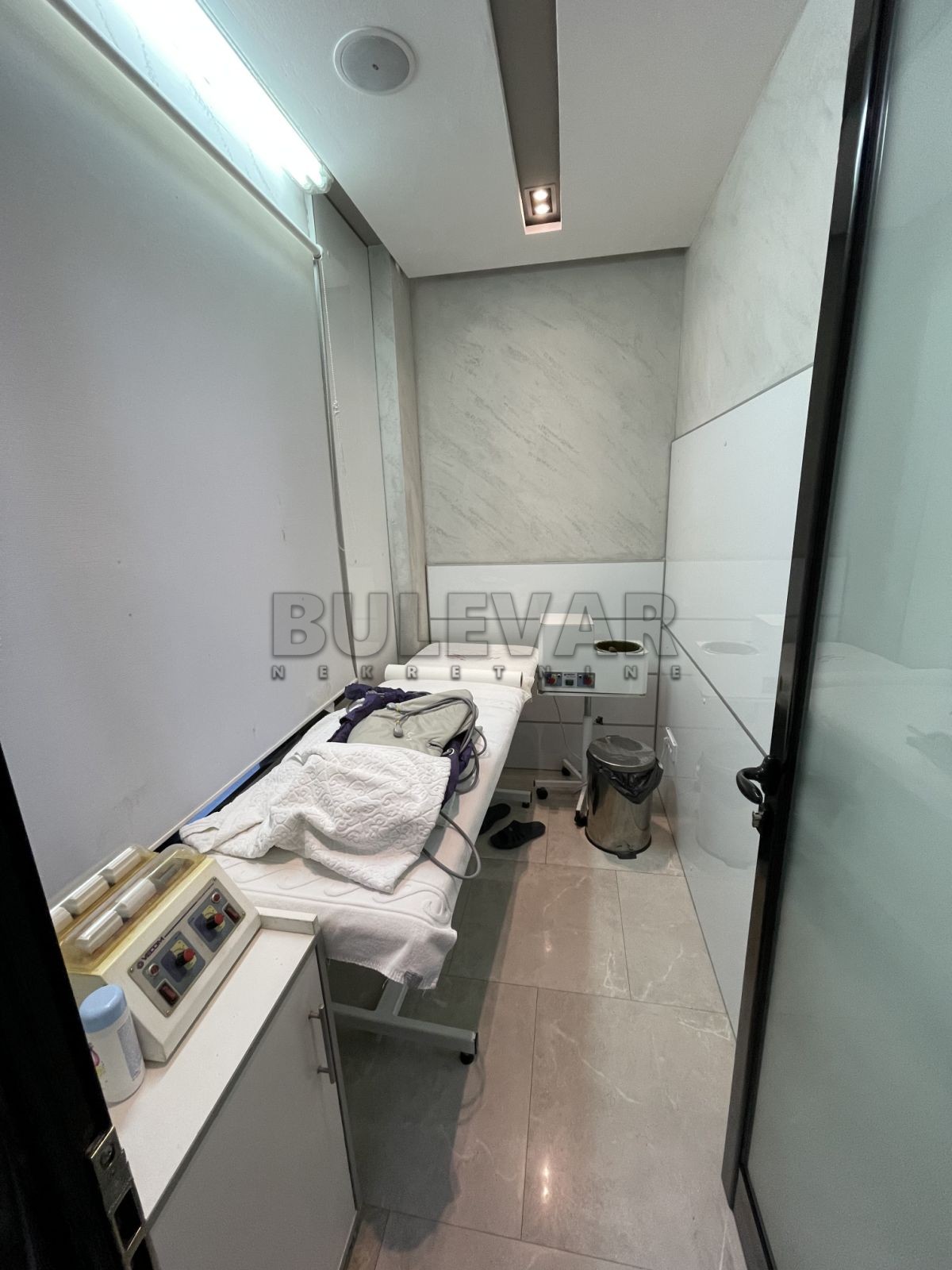 Lokal, 65 m2, Centar, Karadžićeva ID: i-09700 10