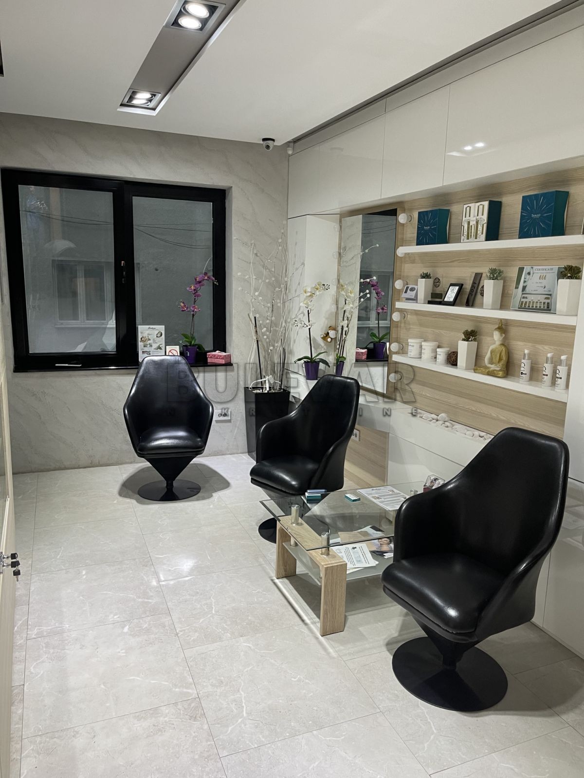 Lokal, 65 m2, Centar, Karadžićeva ID: i-09700 2