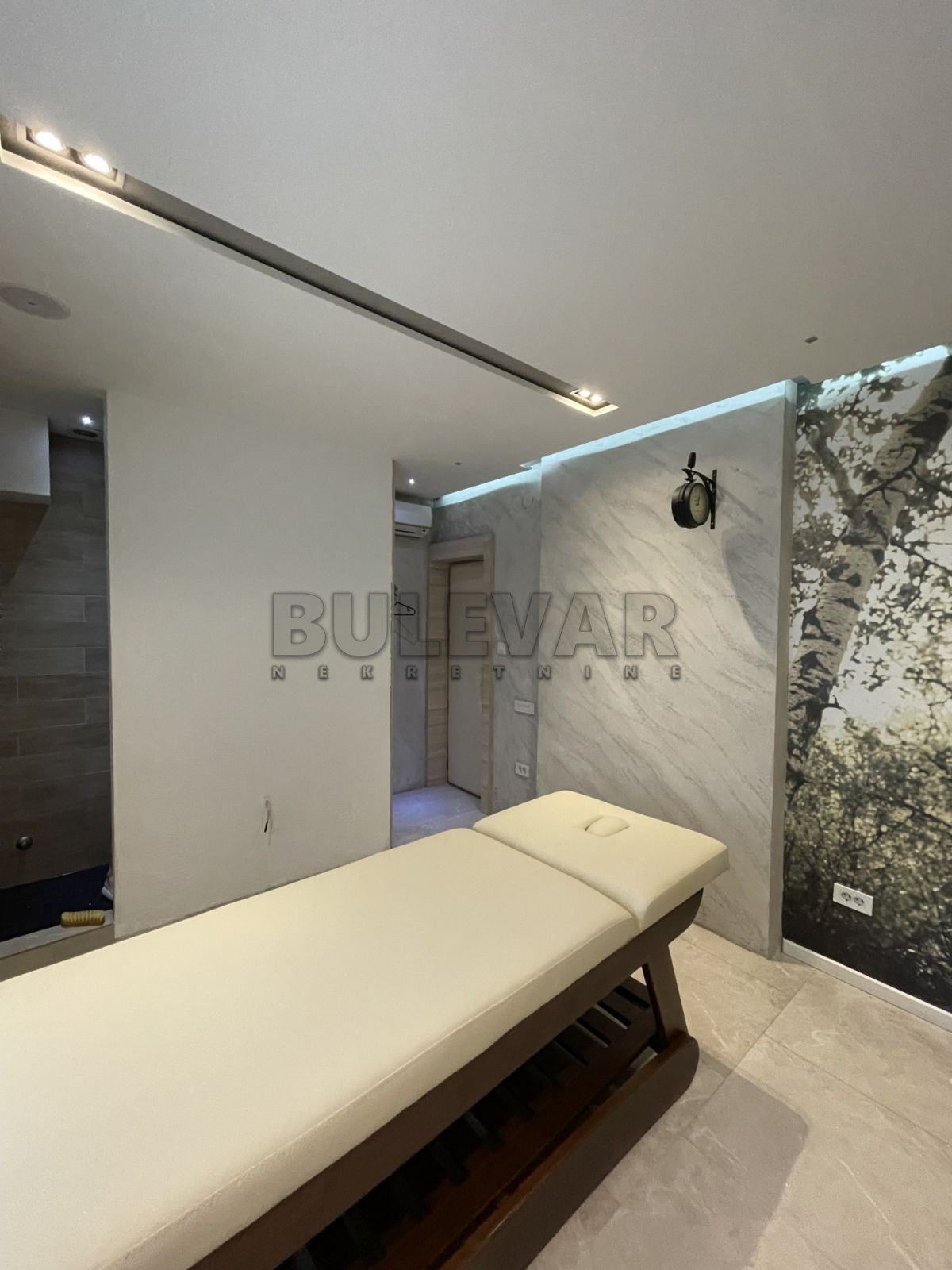 Lokal, 65 m2, Centar, Karadžićeva ID: i-09700 7