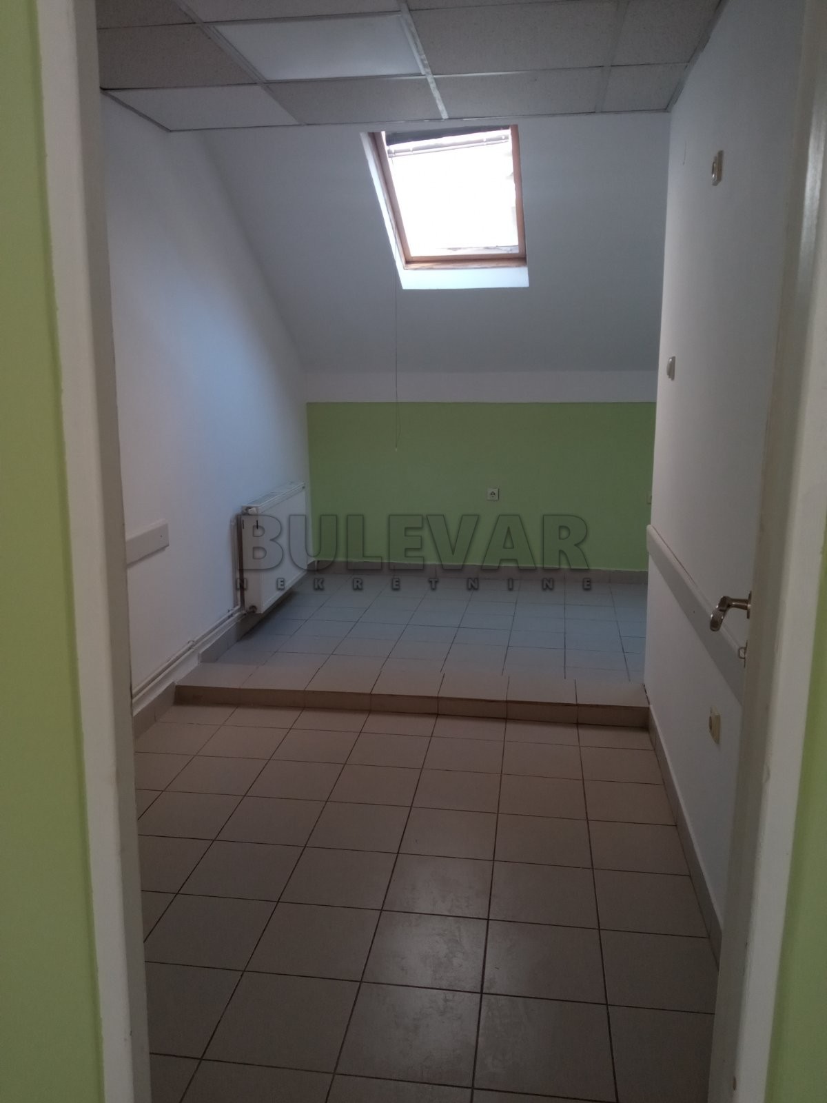 Lokal, 74 m2, Centar, Učitelj Tasina ID: i-07071 11