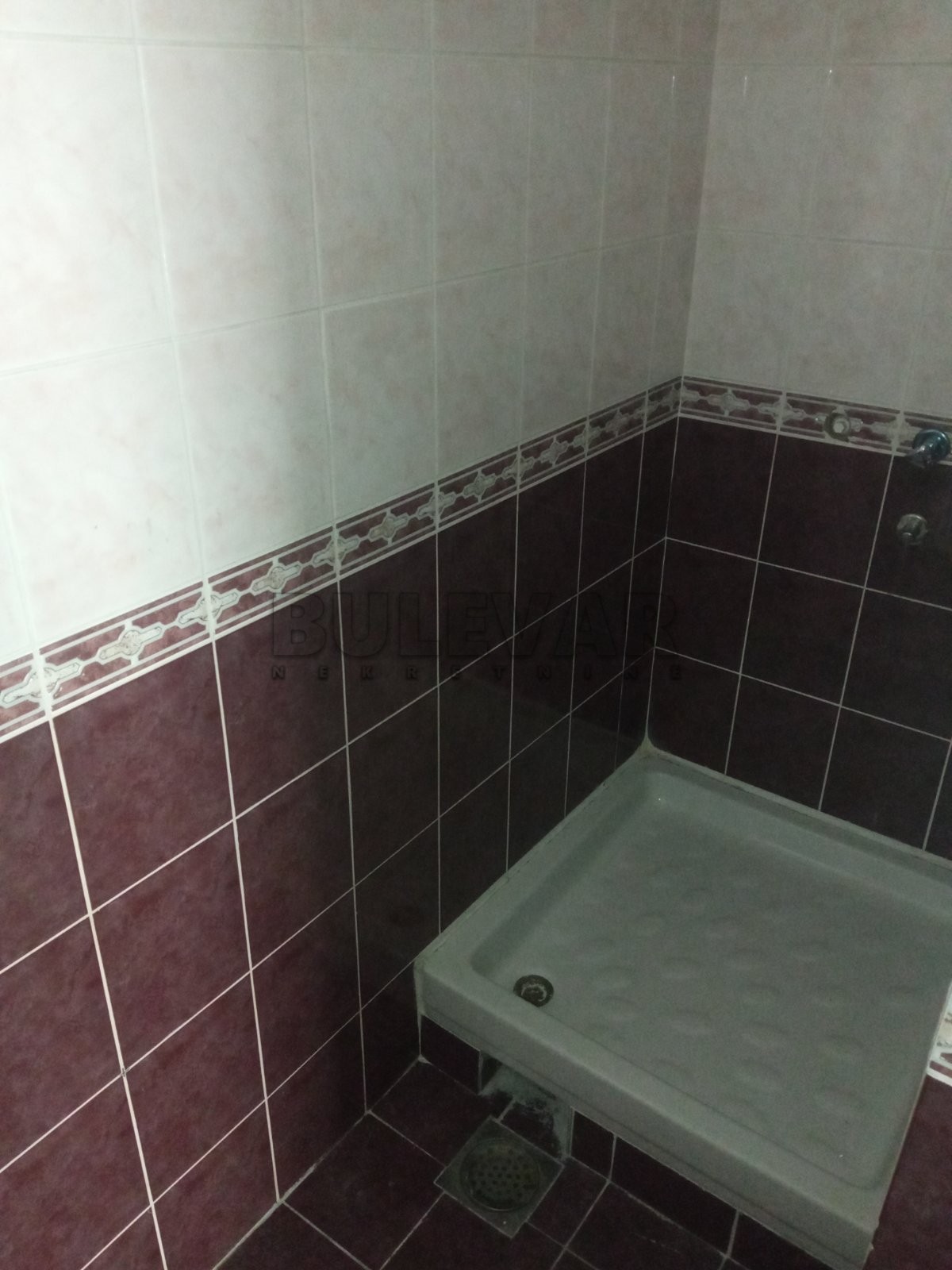 Lokal, 74 m2, Centar, Učitelj Tasina ID: i-07071 13