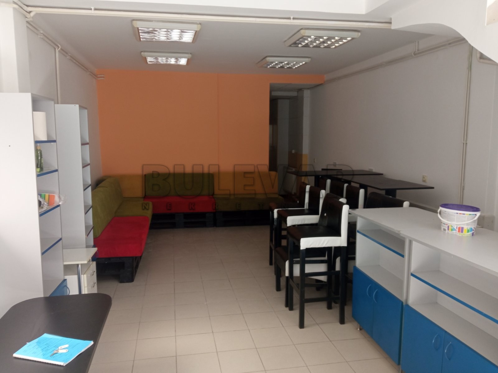 Lokal, 74 m2, Centar, Učitelj Tasina ID: i-07071 4