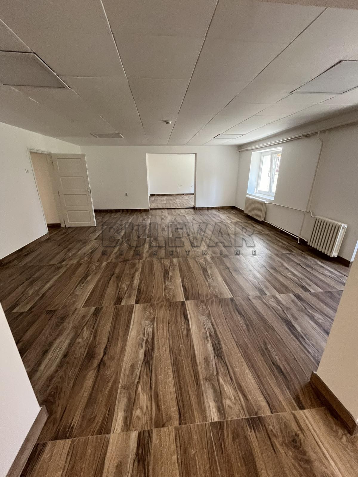 Lokal, 750 m2, Trošarina, Višegradska ID: i-010006 2