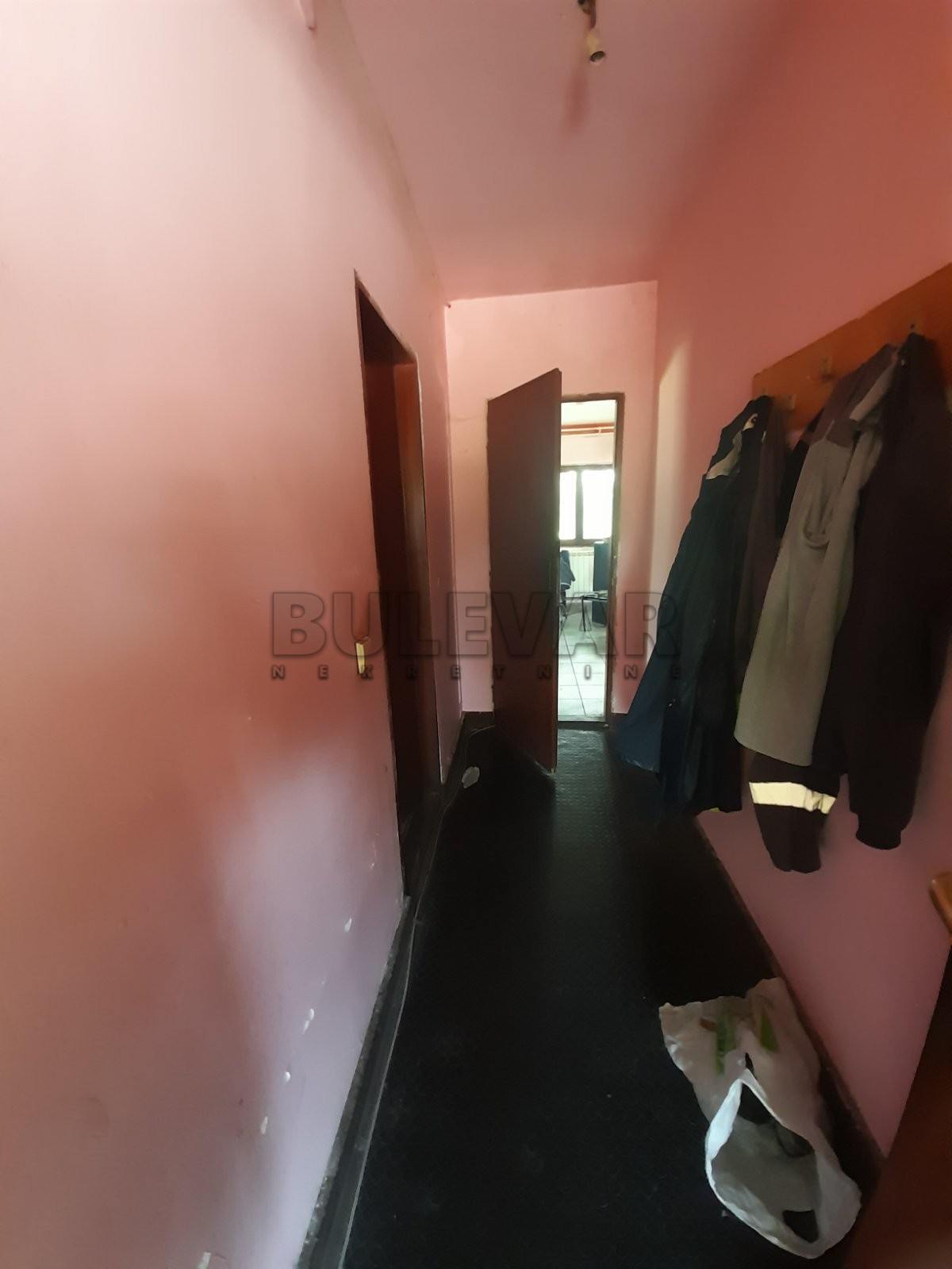 Lokal, 78 m2, Palilula, Topličkog partizanskog odreda ID: i-09497 2