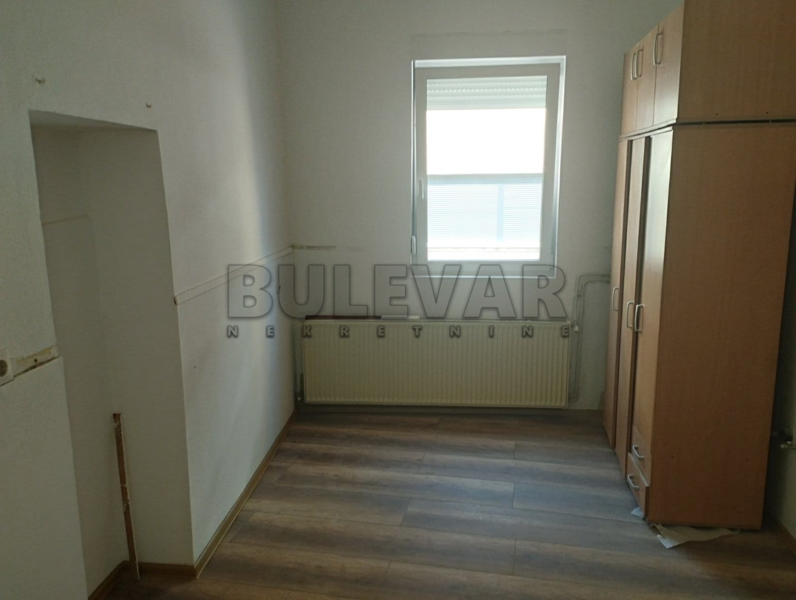 Lokal, 80 m2, Marger, Episkopska ID: i-09675 1