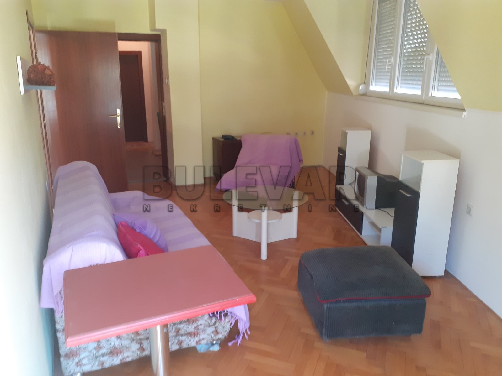 Lokal, 84 m2, Pantelej, Kosovke Devojke ID: i-06194 6