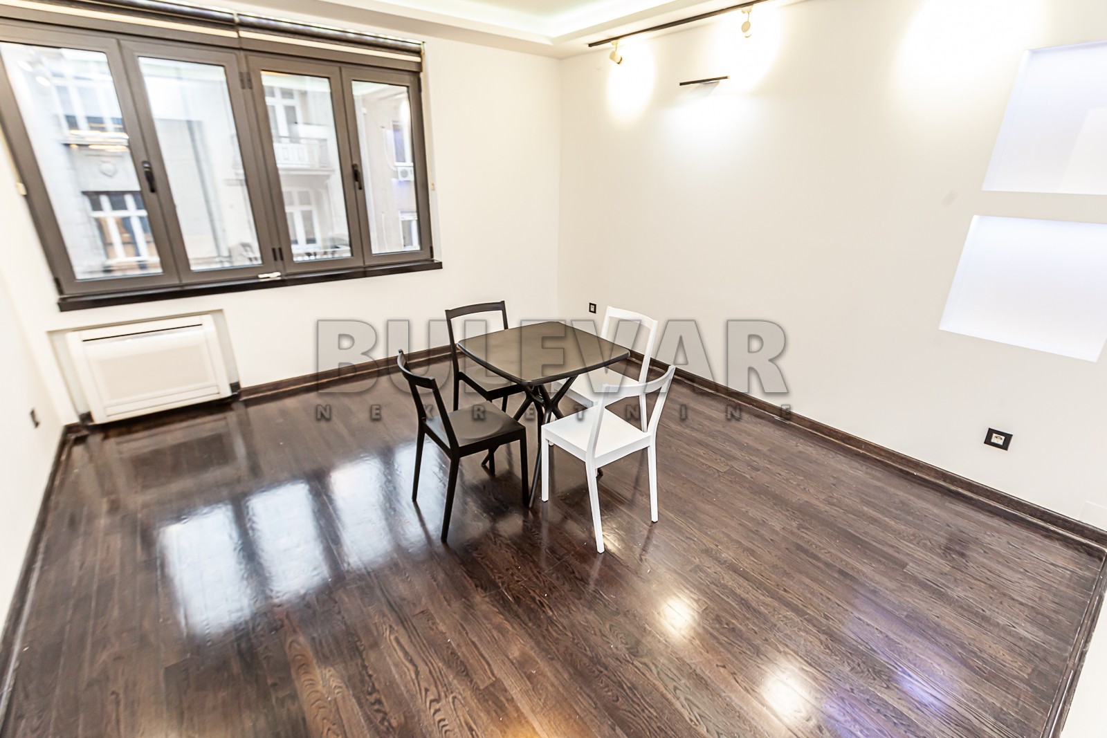 Lokal, 85 m2, Centar, Obrenovićeva ID: i-010389 11