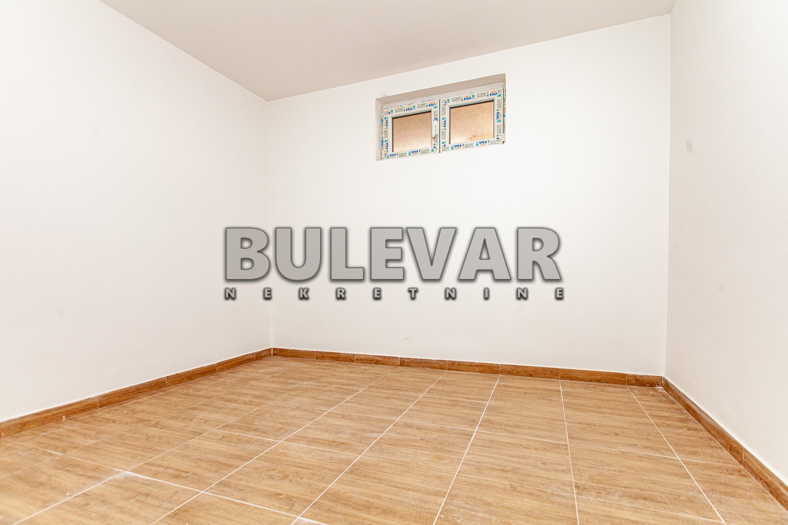 Lokal, 85 m2, Durlan, Donjovrežinska ID: p-08796 3