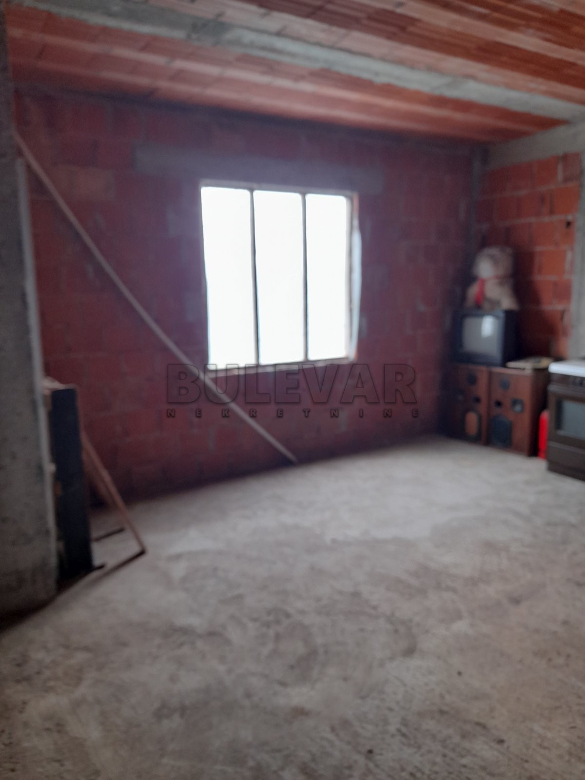 Lokal, 960 m2, Đuriselo, Milovana Pantovića ID: p-08237 1