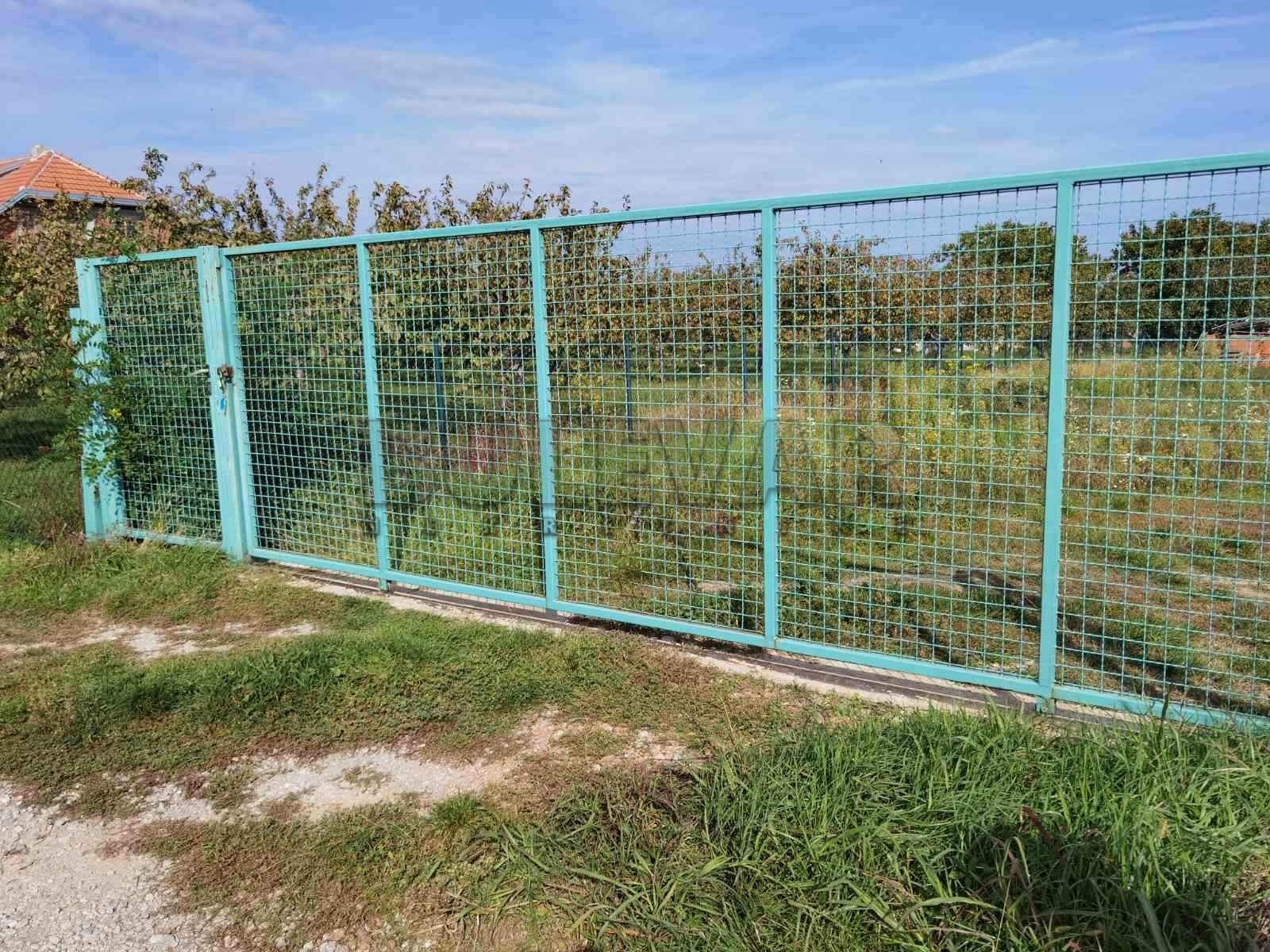 Plac, Desimirovac, Desimirovac ID: p-06915 8