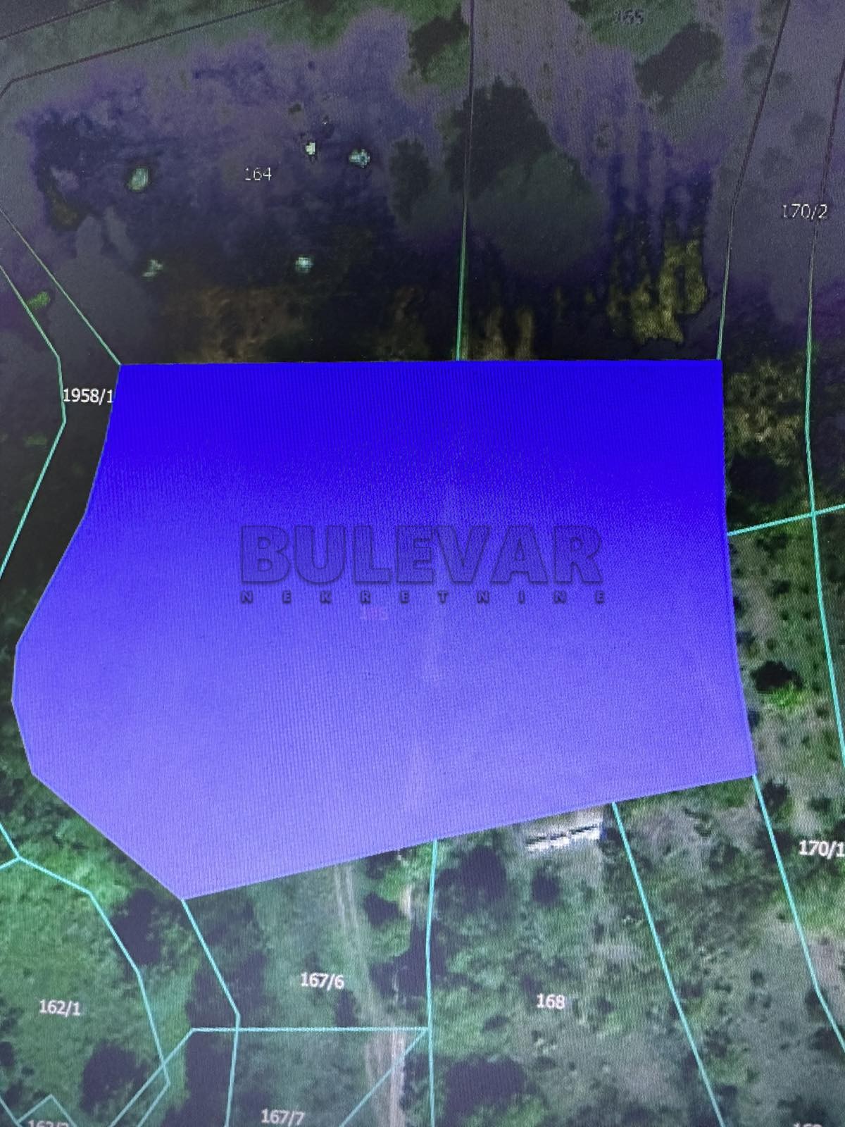 Plac, Donja Vrežina, Donja Vrežina ID: p-07978 2