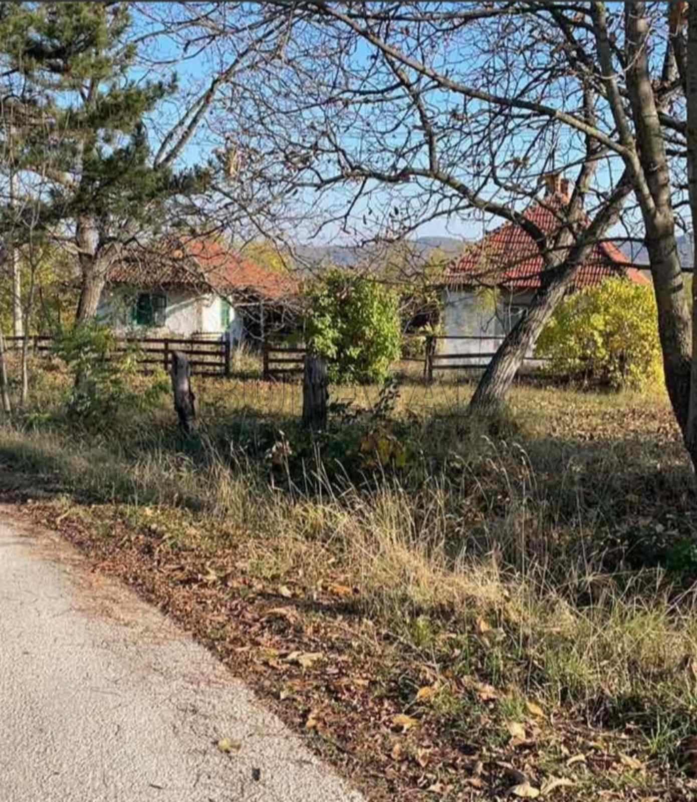 Plac, Guncati, Guncati ID: p-06786 3