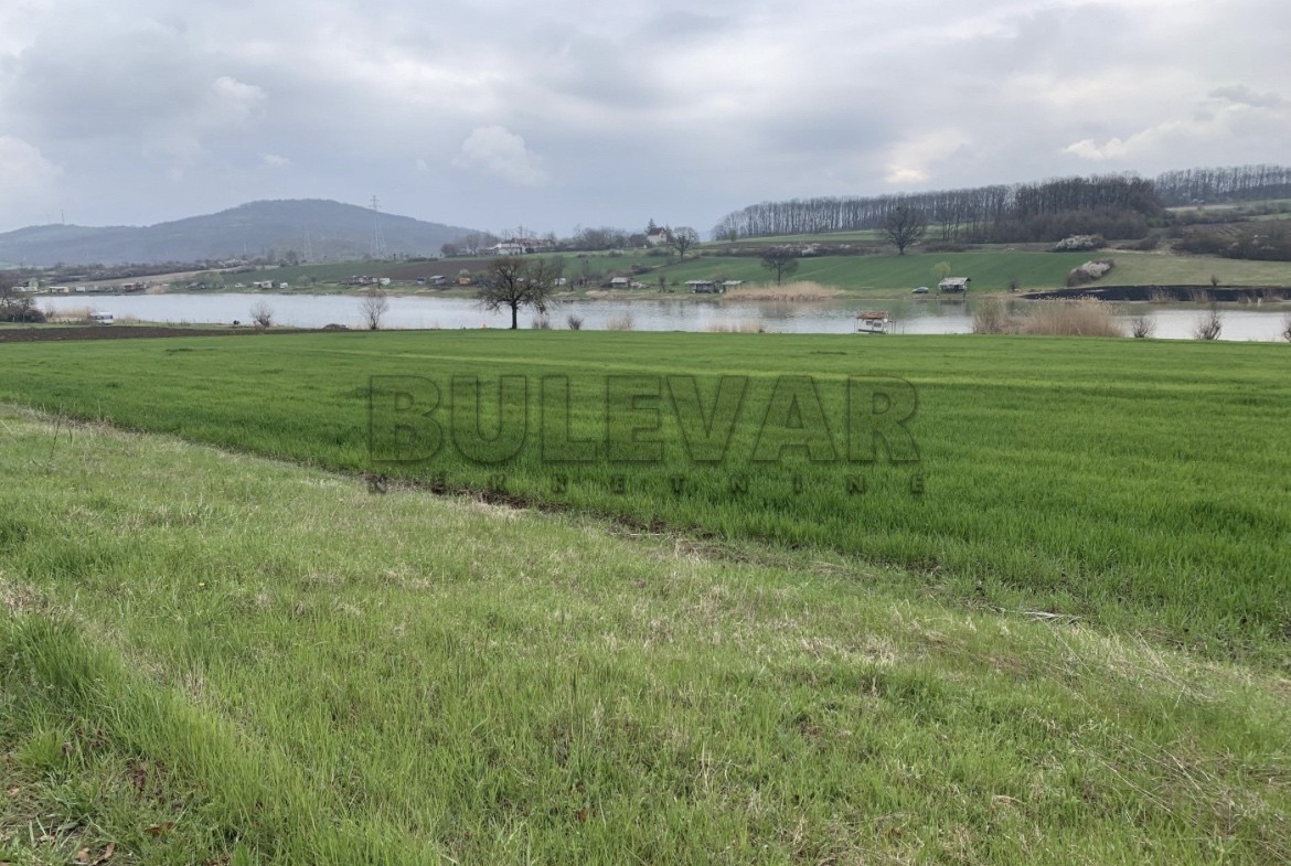 Plac, Guncati, Guncati ID: p-07058 2