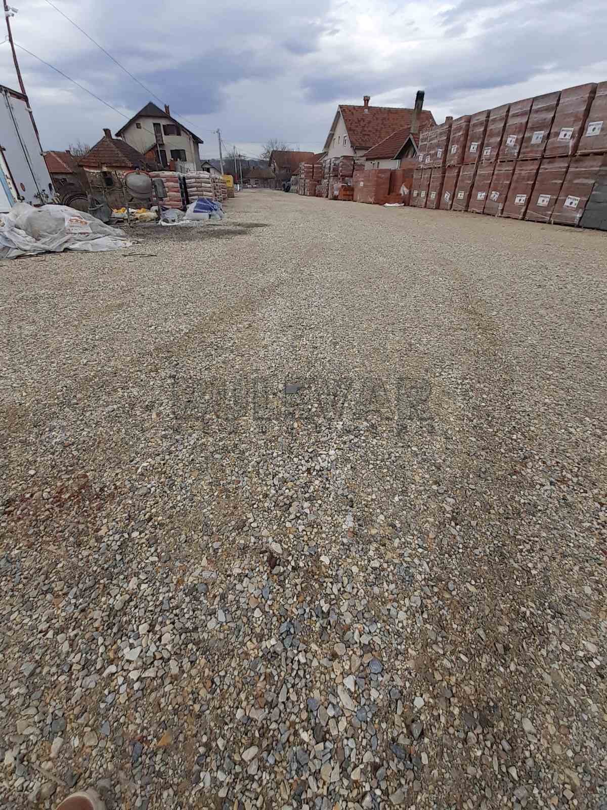 Plac, Maršić, 19. oktobra ID: p-05198 4