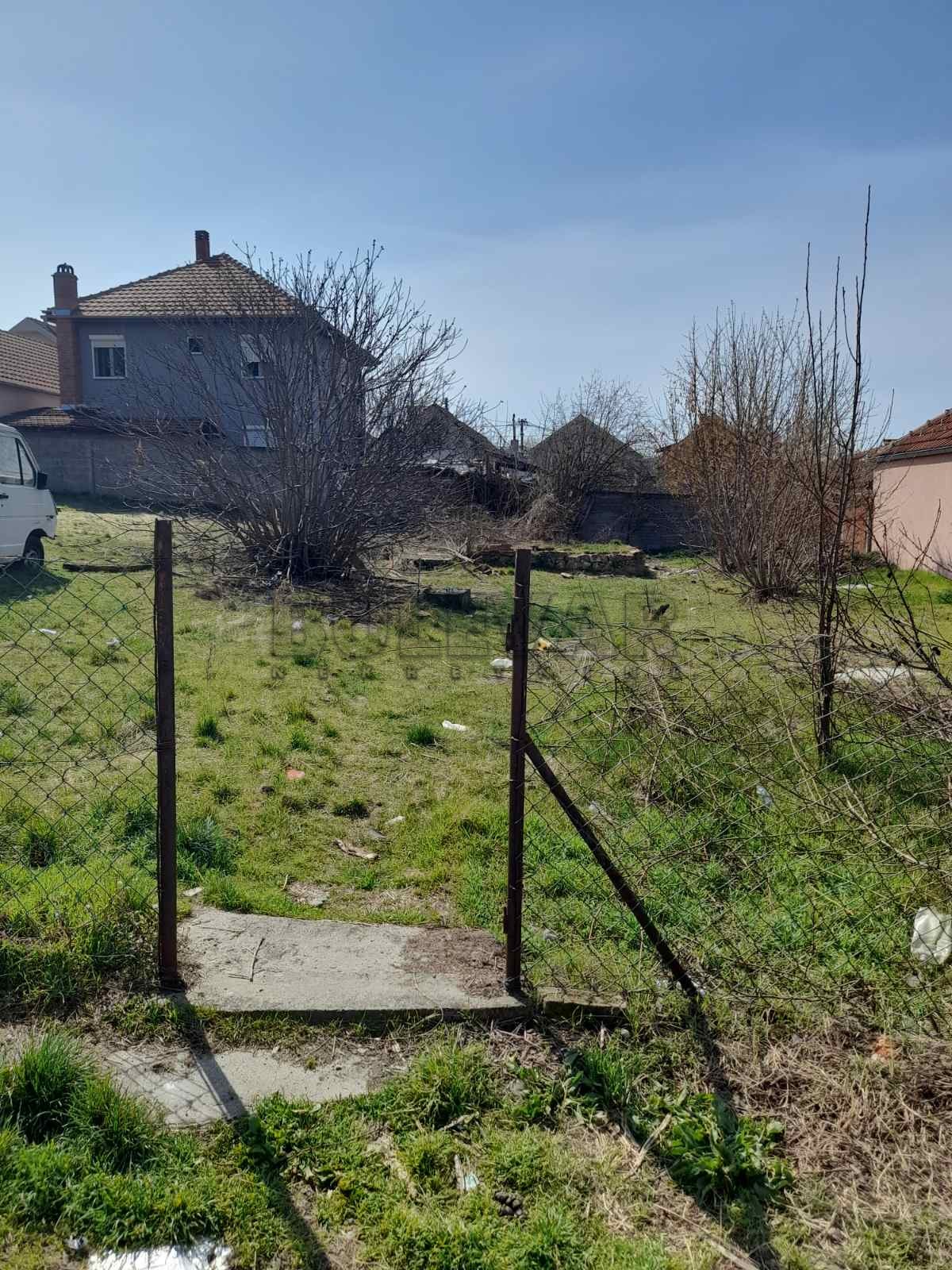 Plac, Mokranjčeva ID: p-08146 1