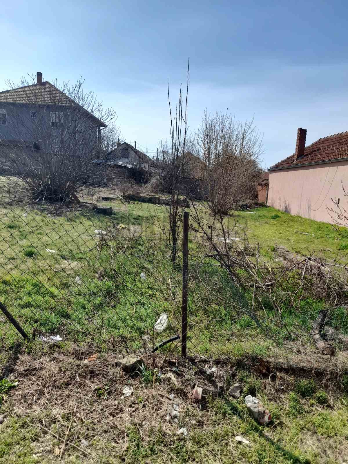 Plac, Mokranjčeva ID: p-08146 2