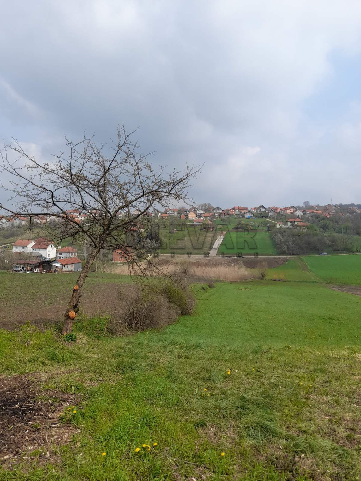 Plac, Viška ID: p-08322 2