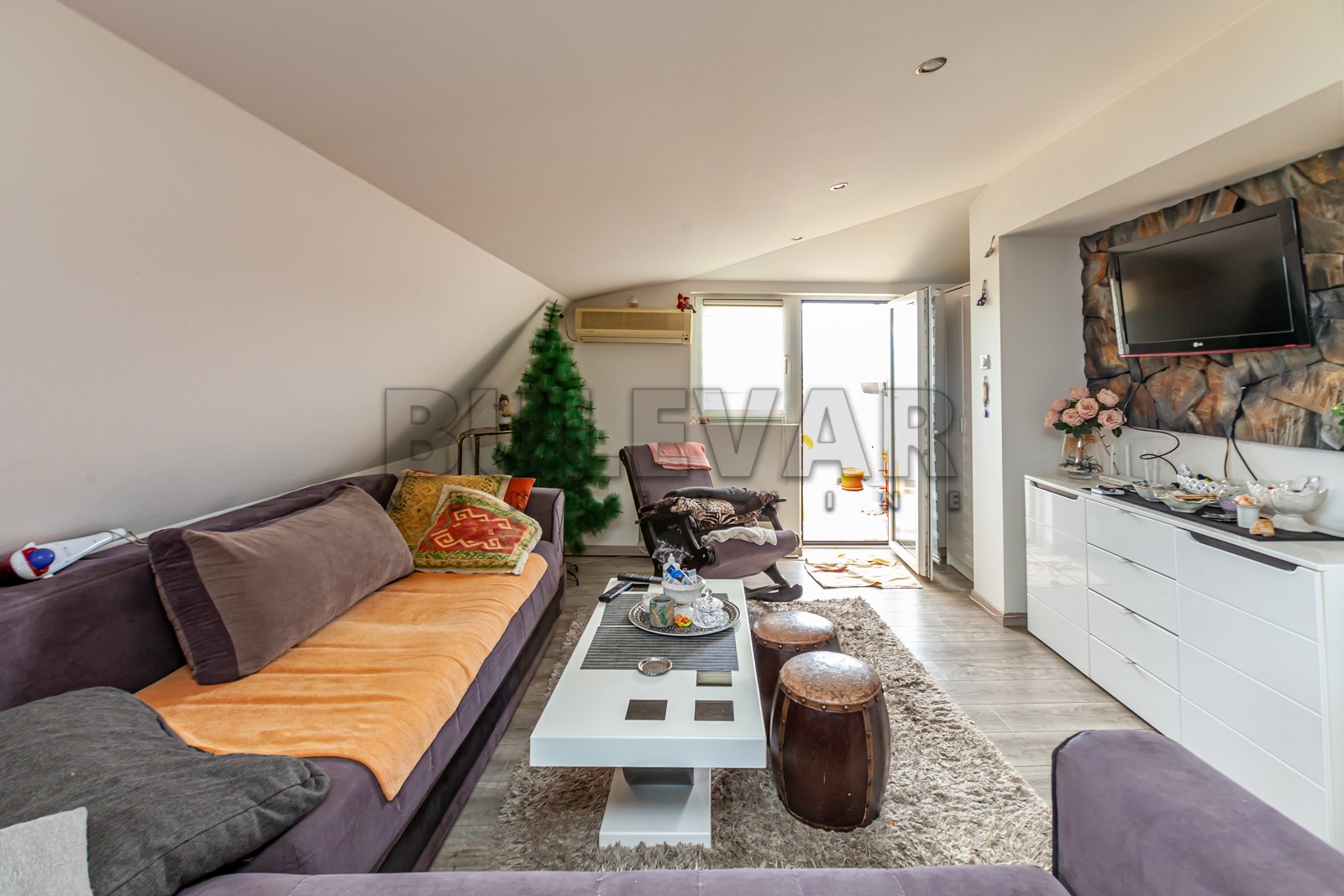 Trosoban stan, 101 m2, Pantelej, Somborski bulevar ID: p-08834 4