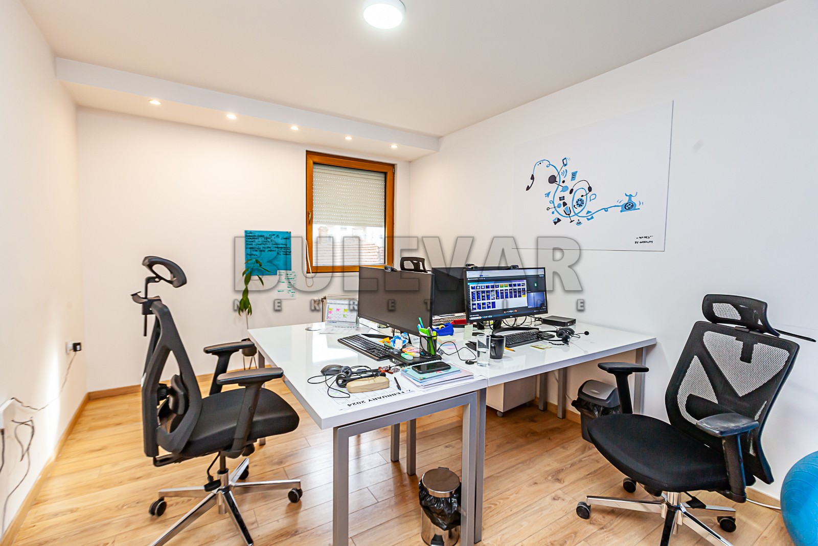 Trosoban stan, 108 m2, Centar, Kej Kola srpskih sestara ID: p-010800 7