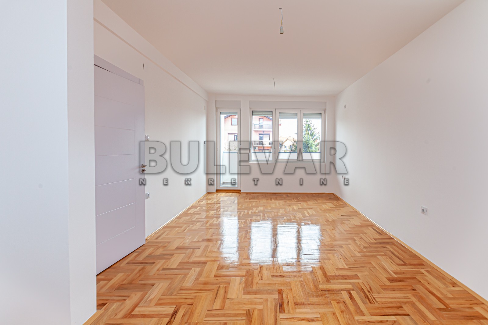 Trosoban stan, 58.86 m2, Pantelej, Borska ID: p-08593 3