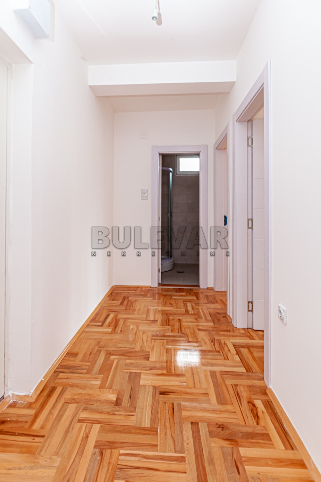 Trosoban stan, 59.39 m2, Pantelej, Borska ID: p-08589 5