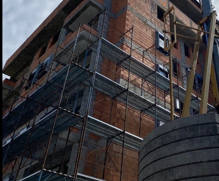 Trosoban stan, 60 m2, Centar, Save Kovačevića ID: p-010930 1