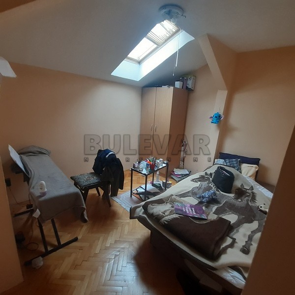 Trosoban stan, 61 m2, Dom zdravlja, Vojvode Mišića ID: p-08892 8