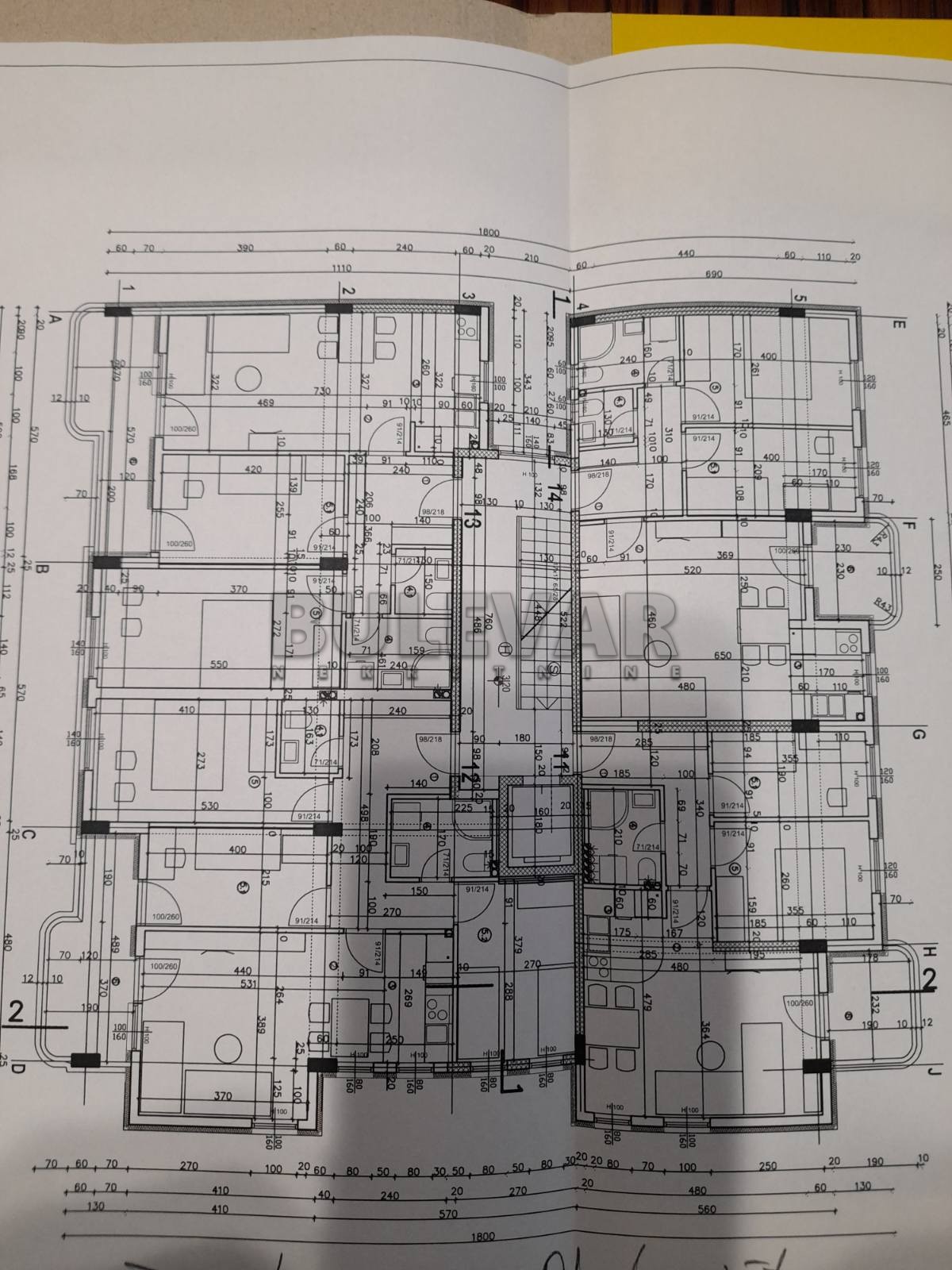 Trosoban stan, 70 m2, Centar, Grada Sirena ID: p-07955 1