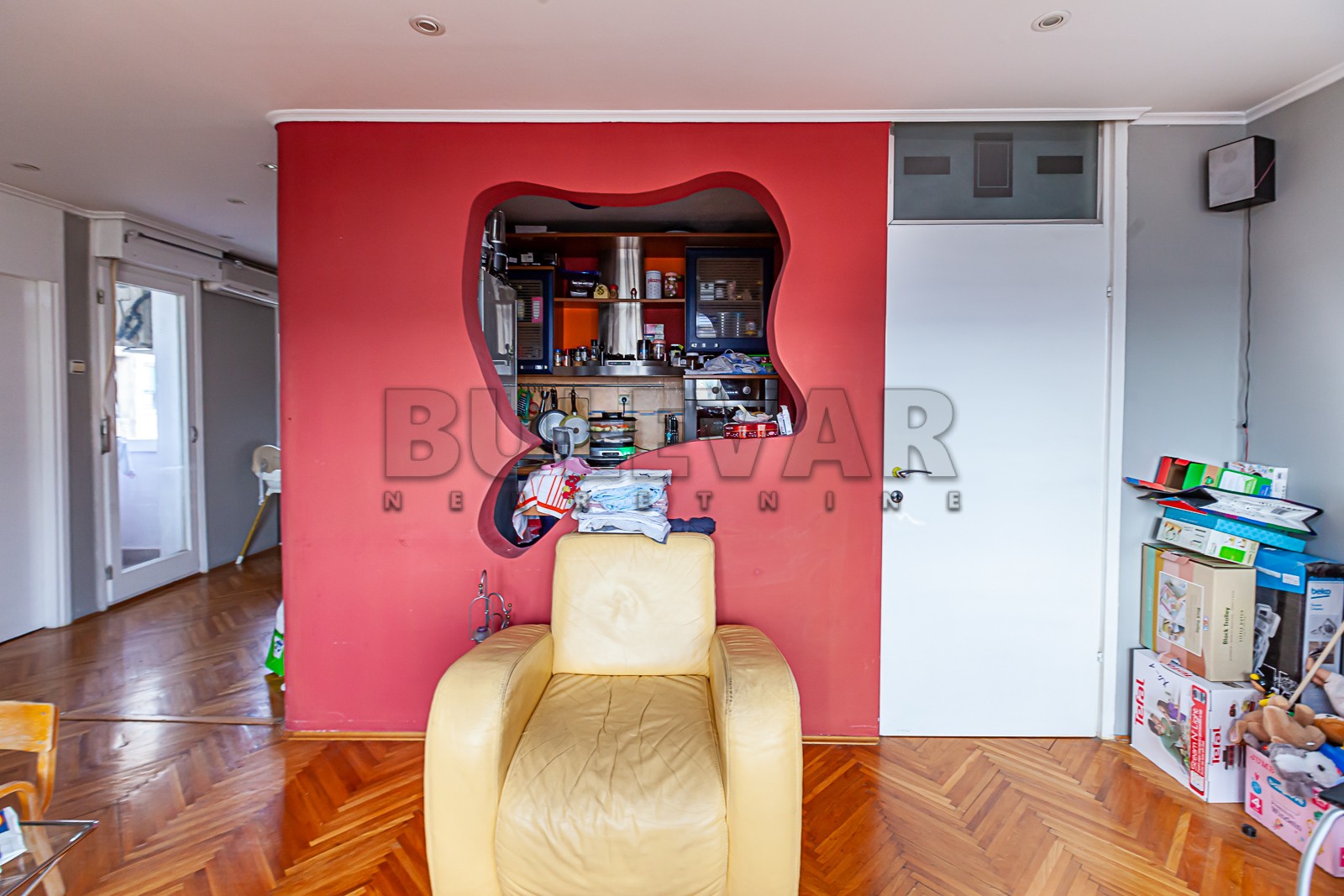 Trosoban stan, 72 m2, Marger, Episkopska ID: p-09992 15