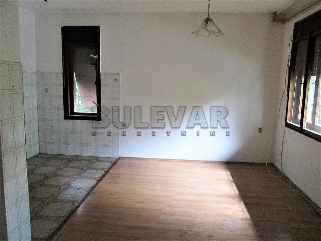 Trosoban stan, 76 m2, Durlan, Knjazevačka ID: p-03312 3