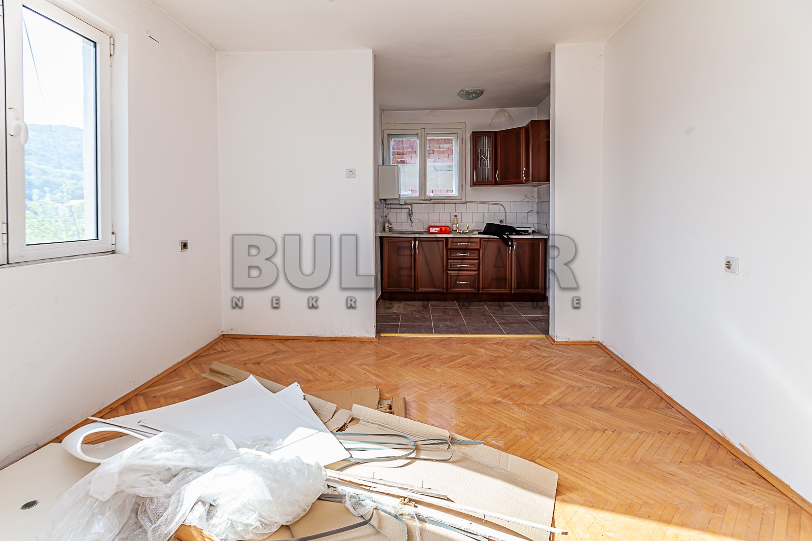 Trosoban stan, 80 m2, Ćele kula, Ljubomira Nikolića ID: p-09762 9