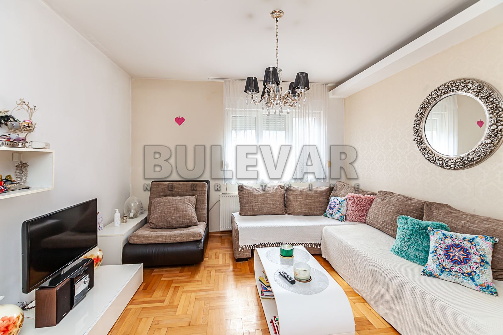 Trosoban stan, 80 m2, Palilula, Božidarčeva ID: p-010976 3